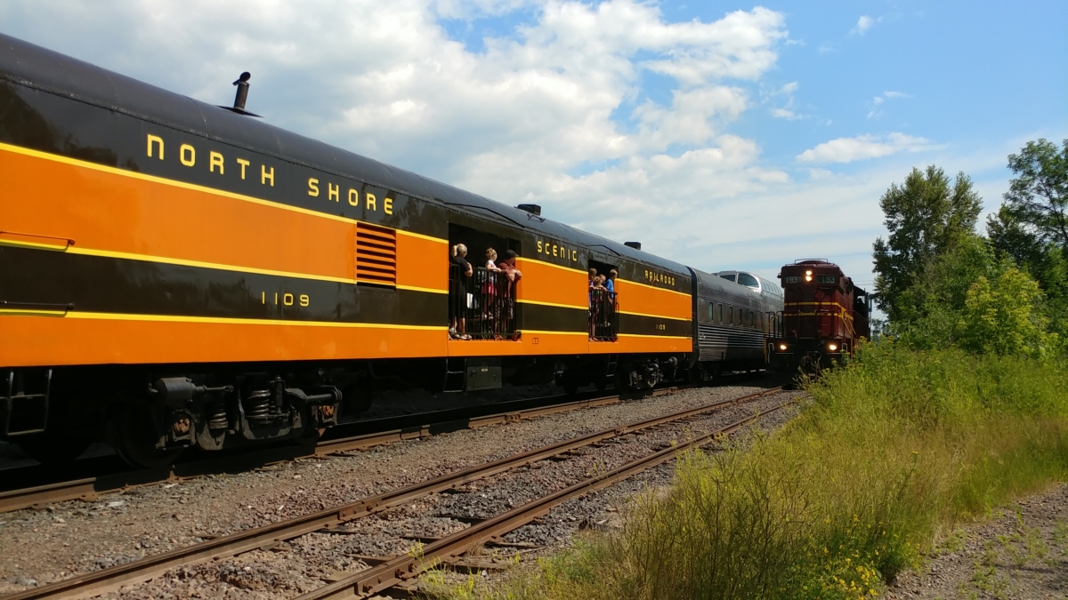 North Shore Scenic Railroad 1109